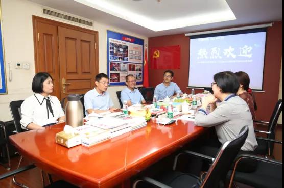 交大安泰EMBA袁主任一行蒞臨社科賽斯暨中國(guó)MBA教育網(wǎng)