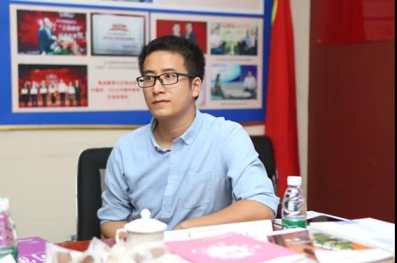 交大安泰EMBA袁主任一行蒞臨社科賽斯暨中國(guó)MBA教育網(wǎng)