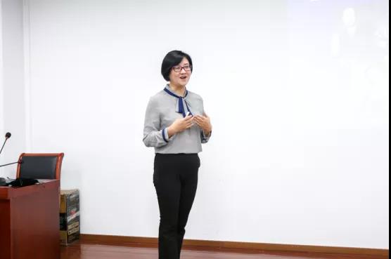 交大安泰EMBA袁主任一行蒞臨社科賽斯暨中國(guó)MBA教育網(wǎng)